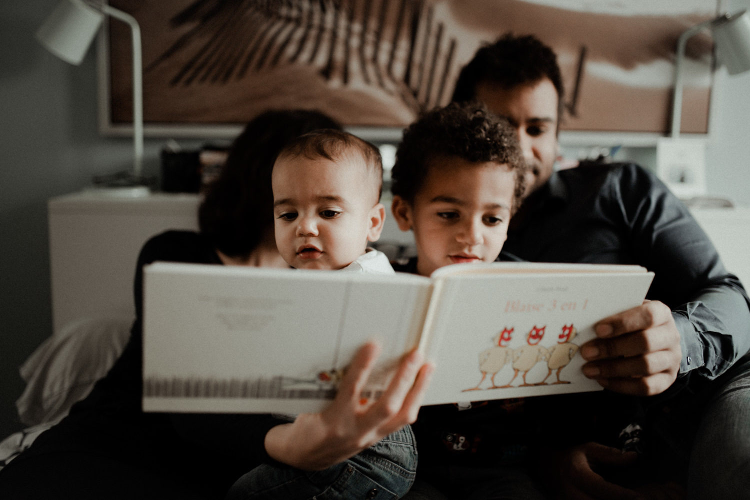Reportage photo famille en pleine lecture seine et marne